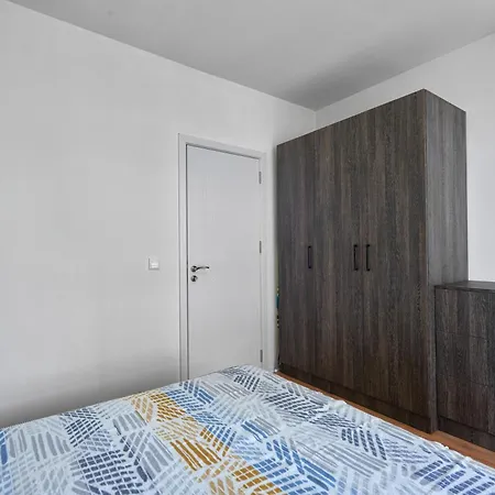 Private 1-bd With Balcony In By Flat Mаnаger Apartment