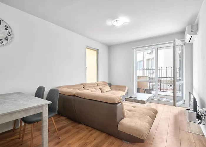 Apartament Private 1-bd With Balcony In By Flat Mаnаger Święty Włas